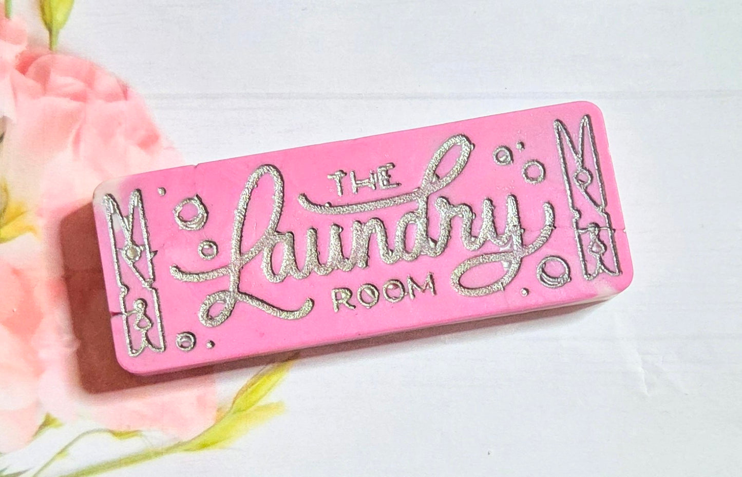 The laundry Room Snapbar