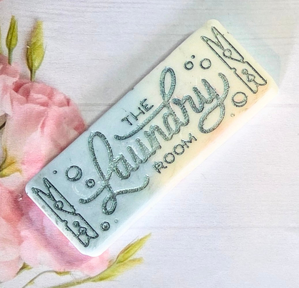 The laundry Room Snapbar
